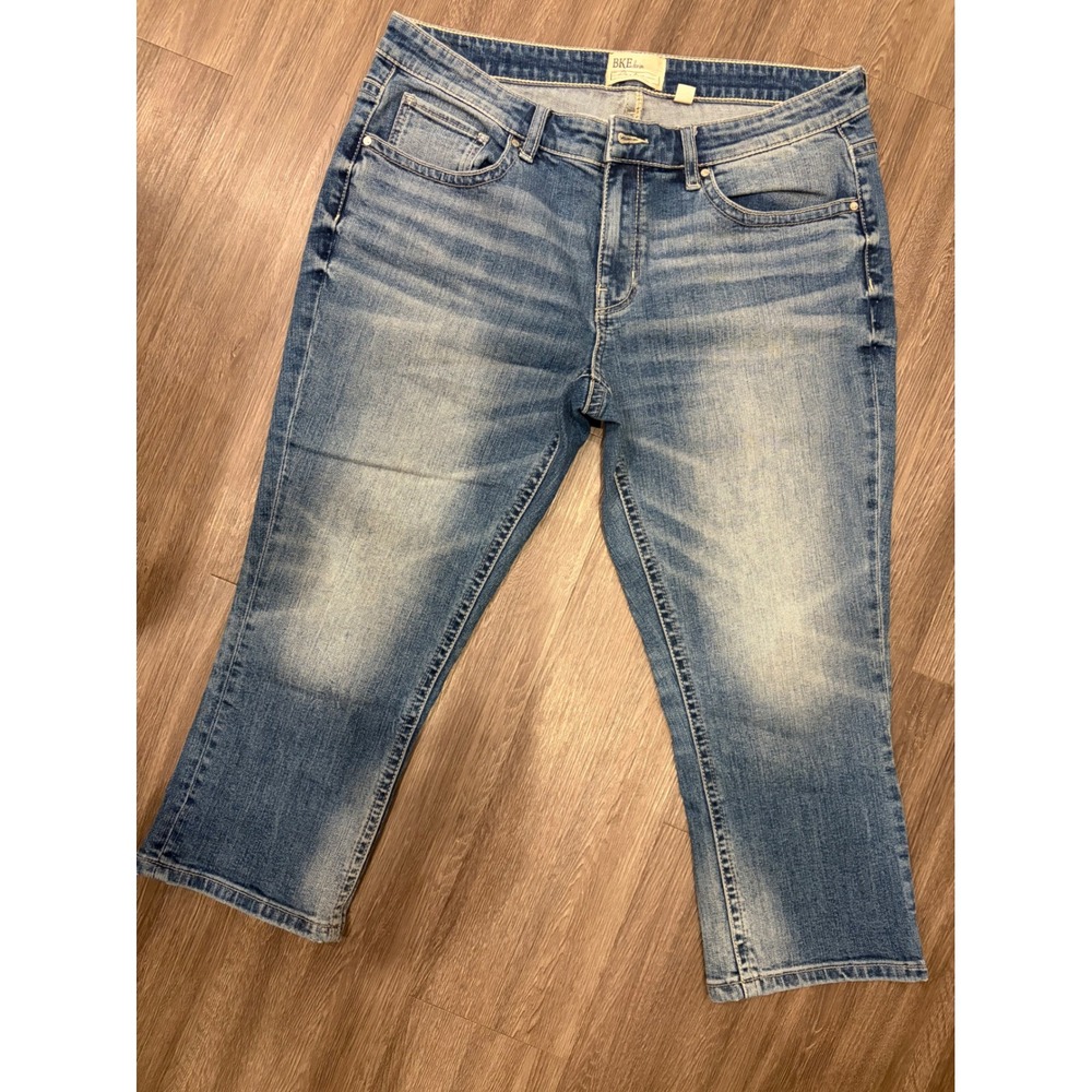 BKE Denim Payton Cropped Jeans Womens 31 Blue Medium Wash Stretch Capris Pants